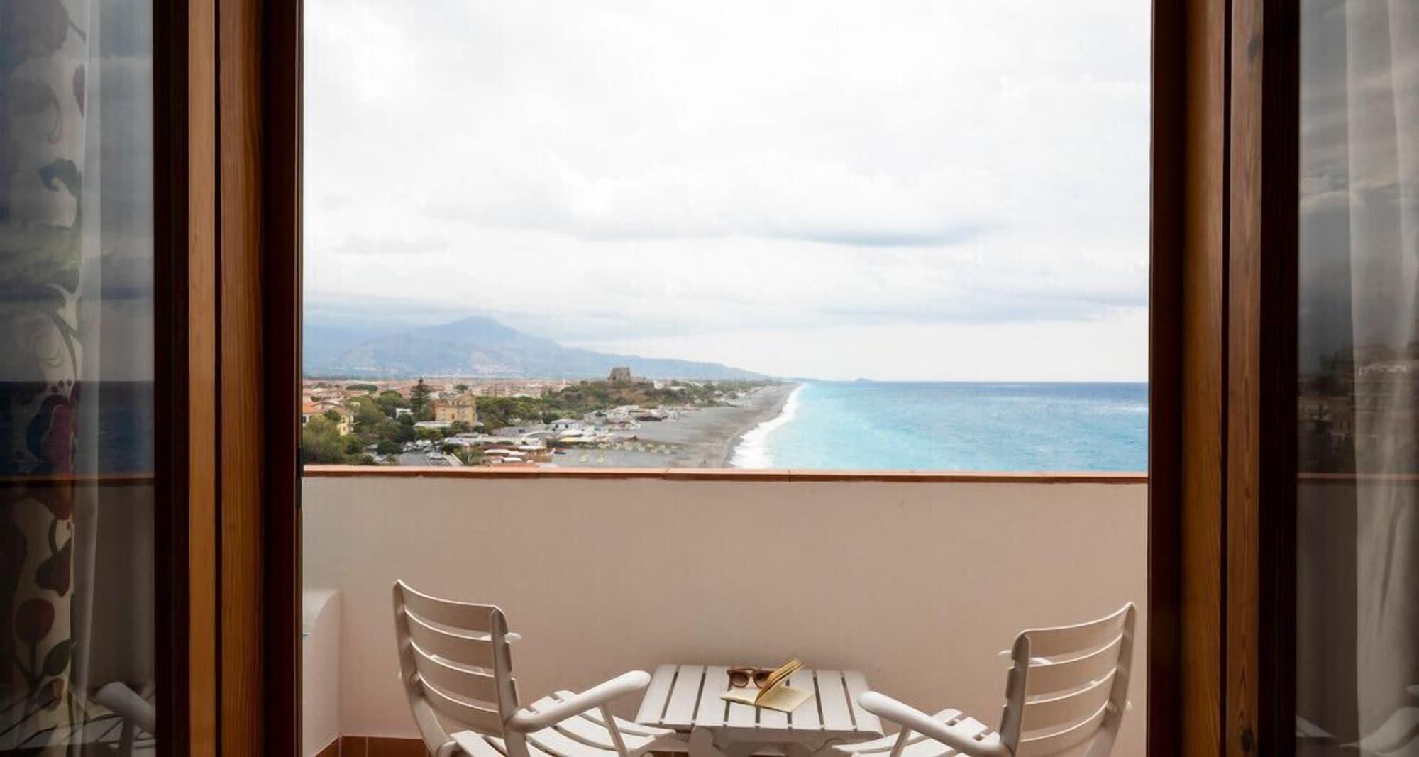 Grand Hotel De Rose Scalea Exterior foto