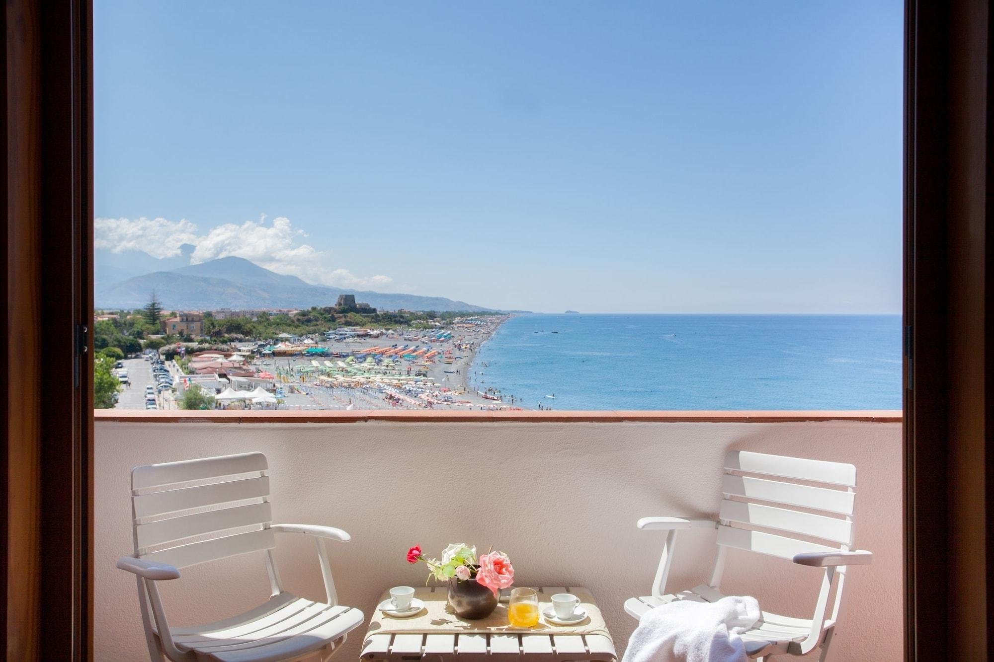 Grand Hotel De Rose Scalea Exterior foto