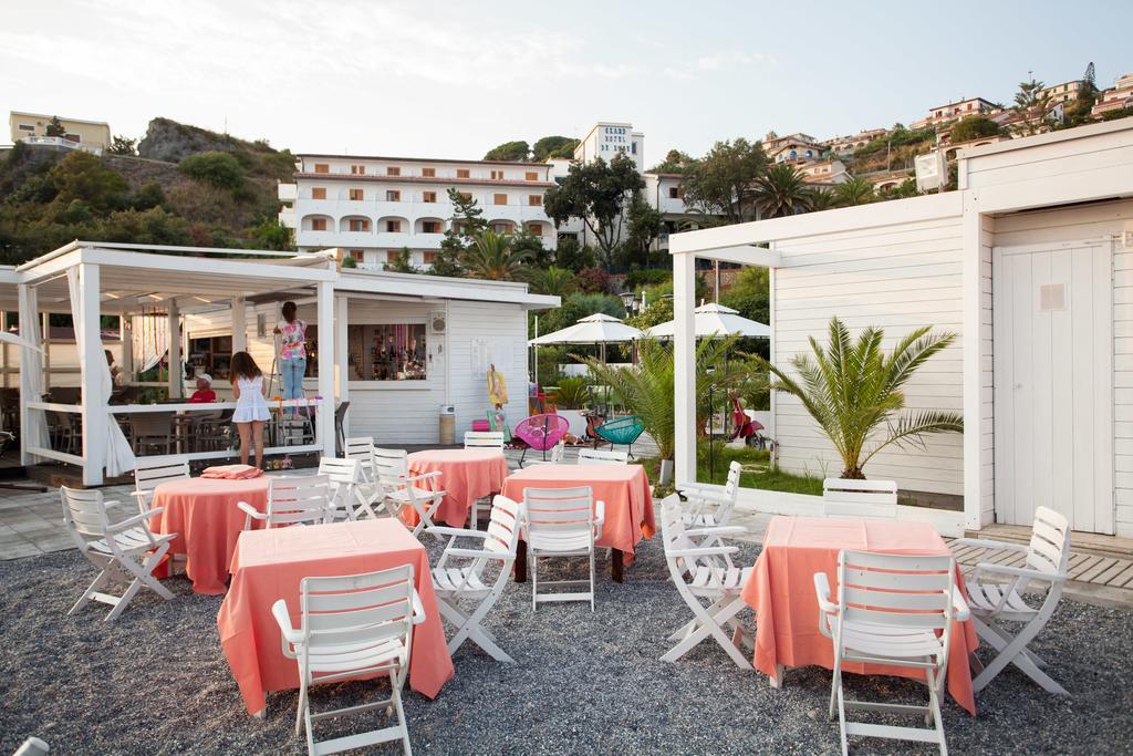 Grand Hotel De Rose Scalea Exterior foto